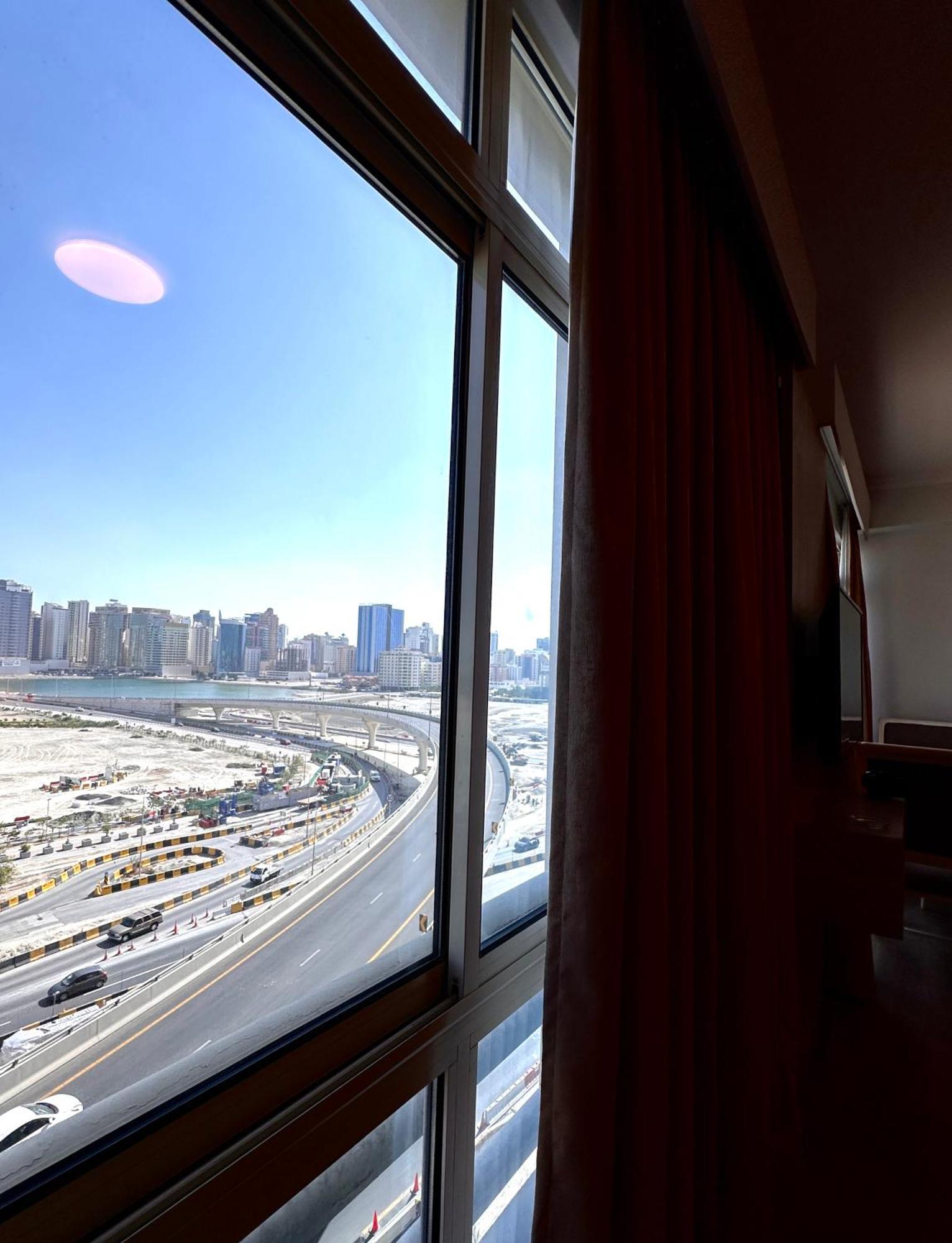 Mirador Hotel Manama Zewnętrze zdjęcie